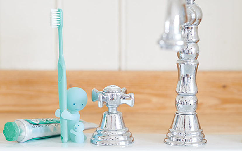 SMISKI Toothbrush Stands M6